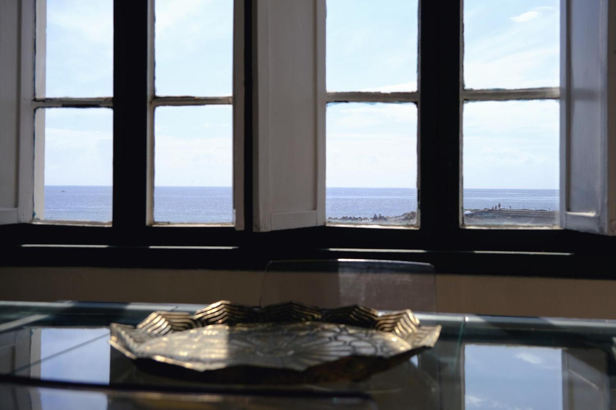 Rooftop Dreamhouse - 3Br With Seaviews 산타크루즈데라팔마 외부 사진