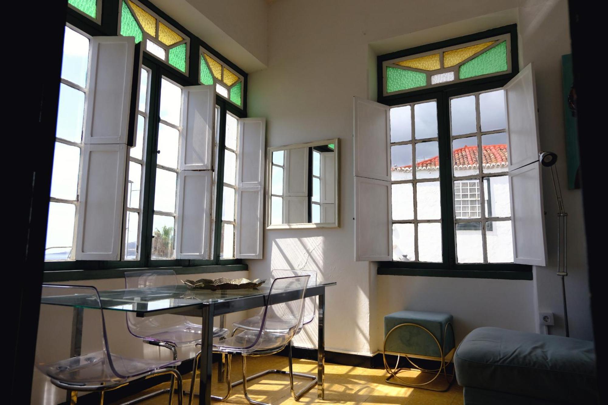 Rooftop Dreamhouse - 3Br With Seaviews 산타크루즈데라팔마 외부 사진